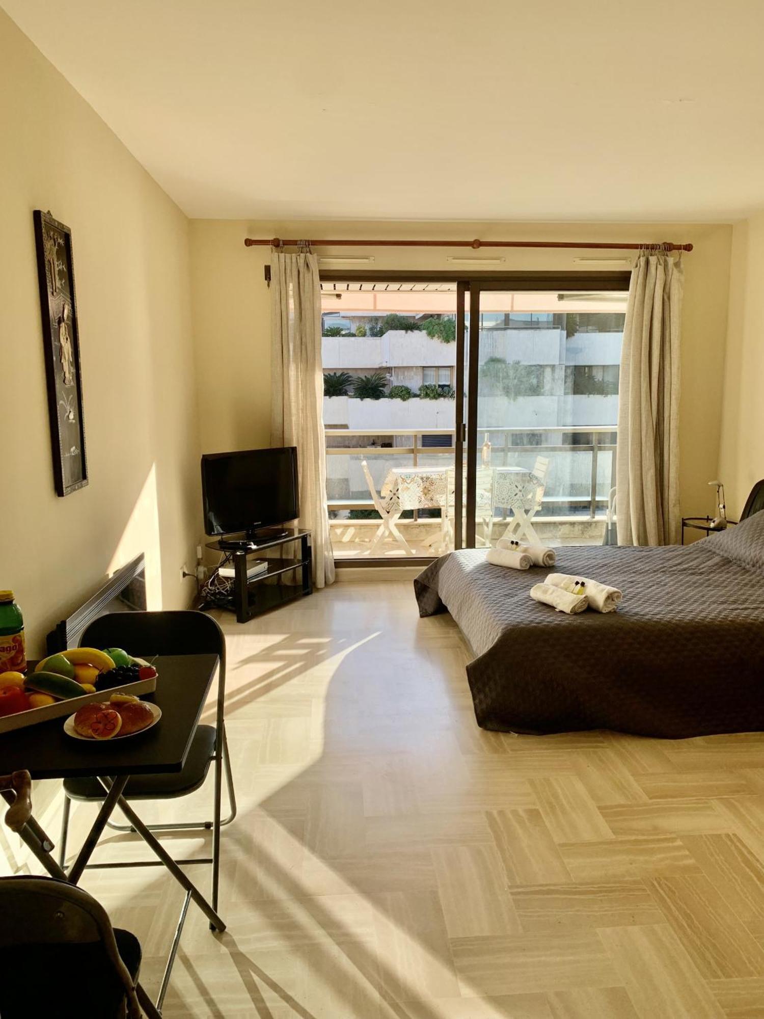 Gray D'Albion Pol519 Studio Cannes Exteriér fotografie